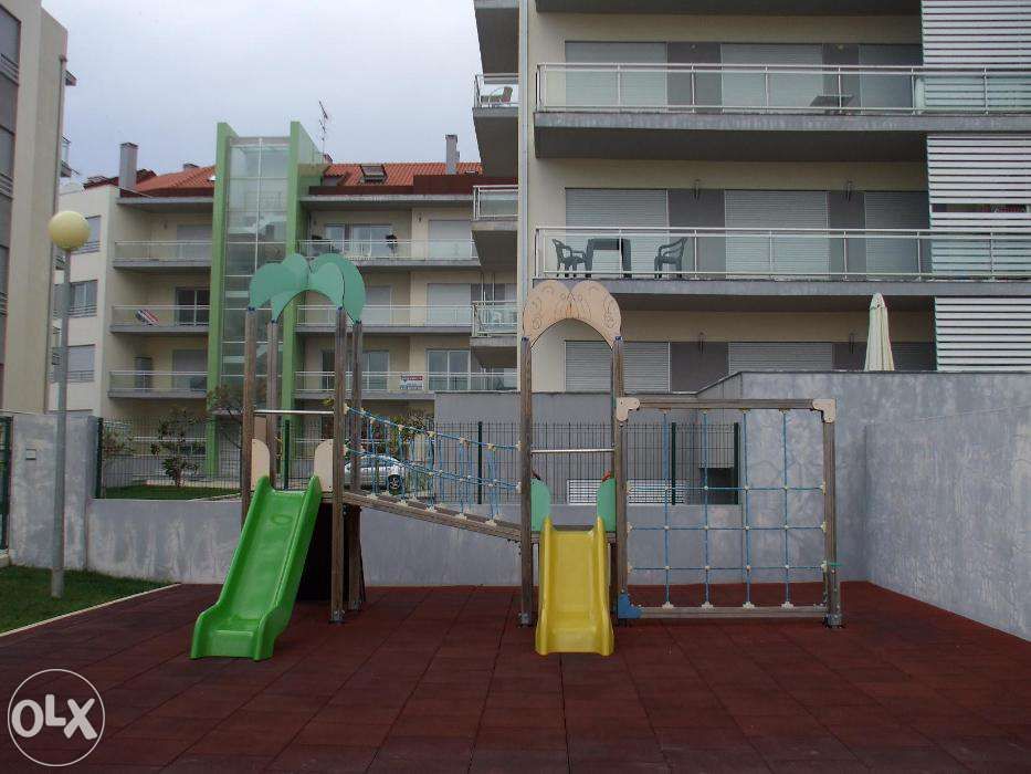 Apartamento T2 Com Piscina em São Martinho do Porto