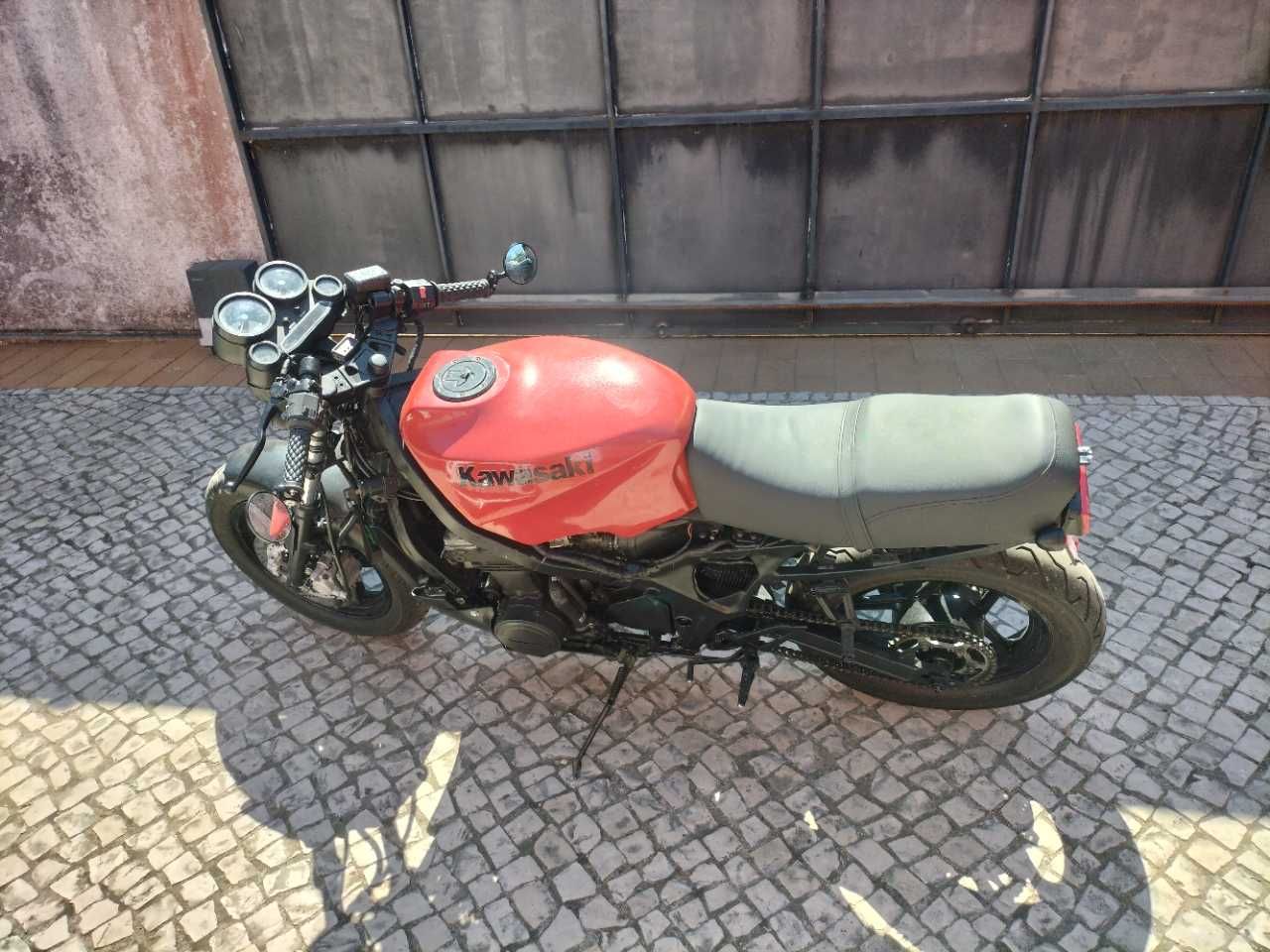 Kawasaki Ninja - Café Racer