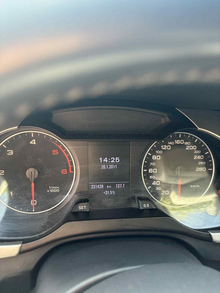 Audi A4 B8 2.0 TDI Automat - multitronic 2011 rok