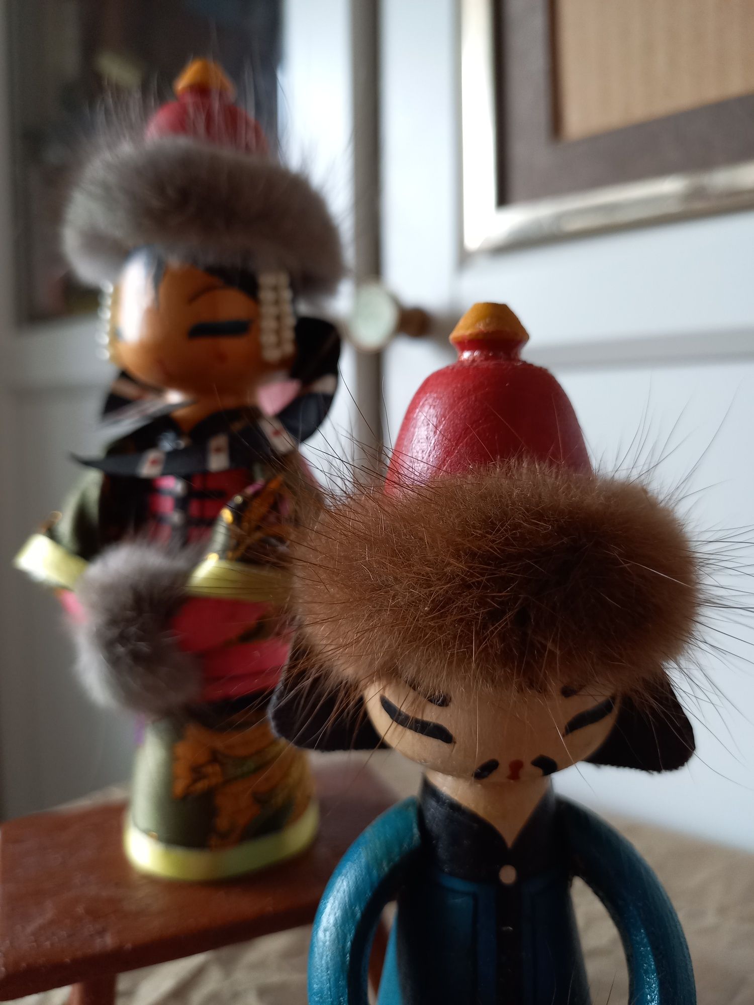 Ludowe Mongolskie laleczki figurki drewniane folk vintage stare