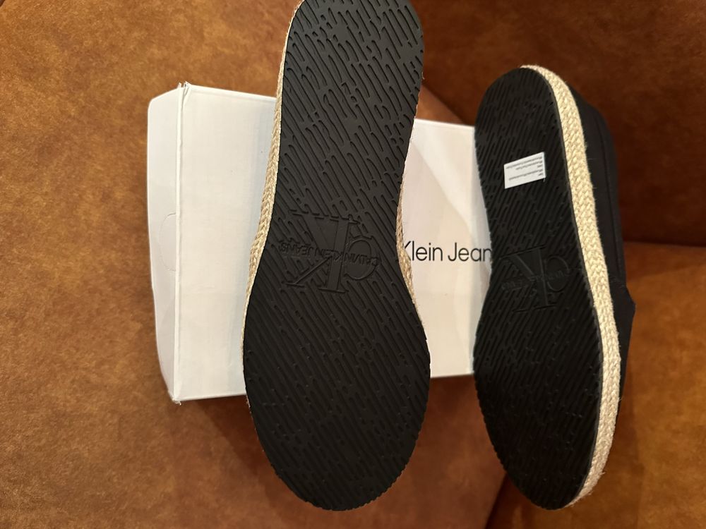 Espadryle Calvin Klein Jeans  Oryginalne!cena 145 zł rozm. 39