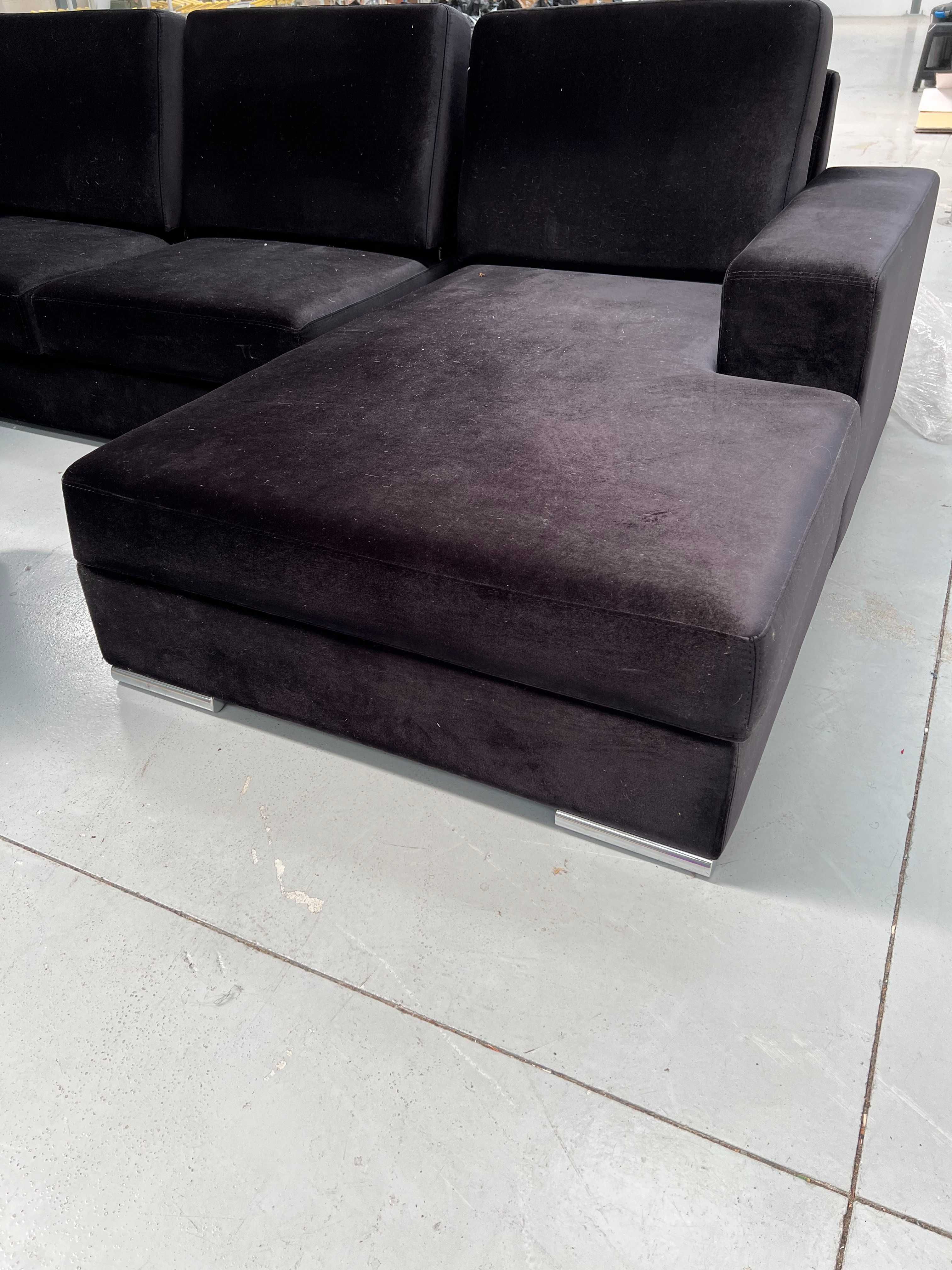 Sofá Chaise Loungue Preto
