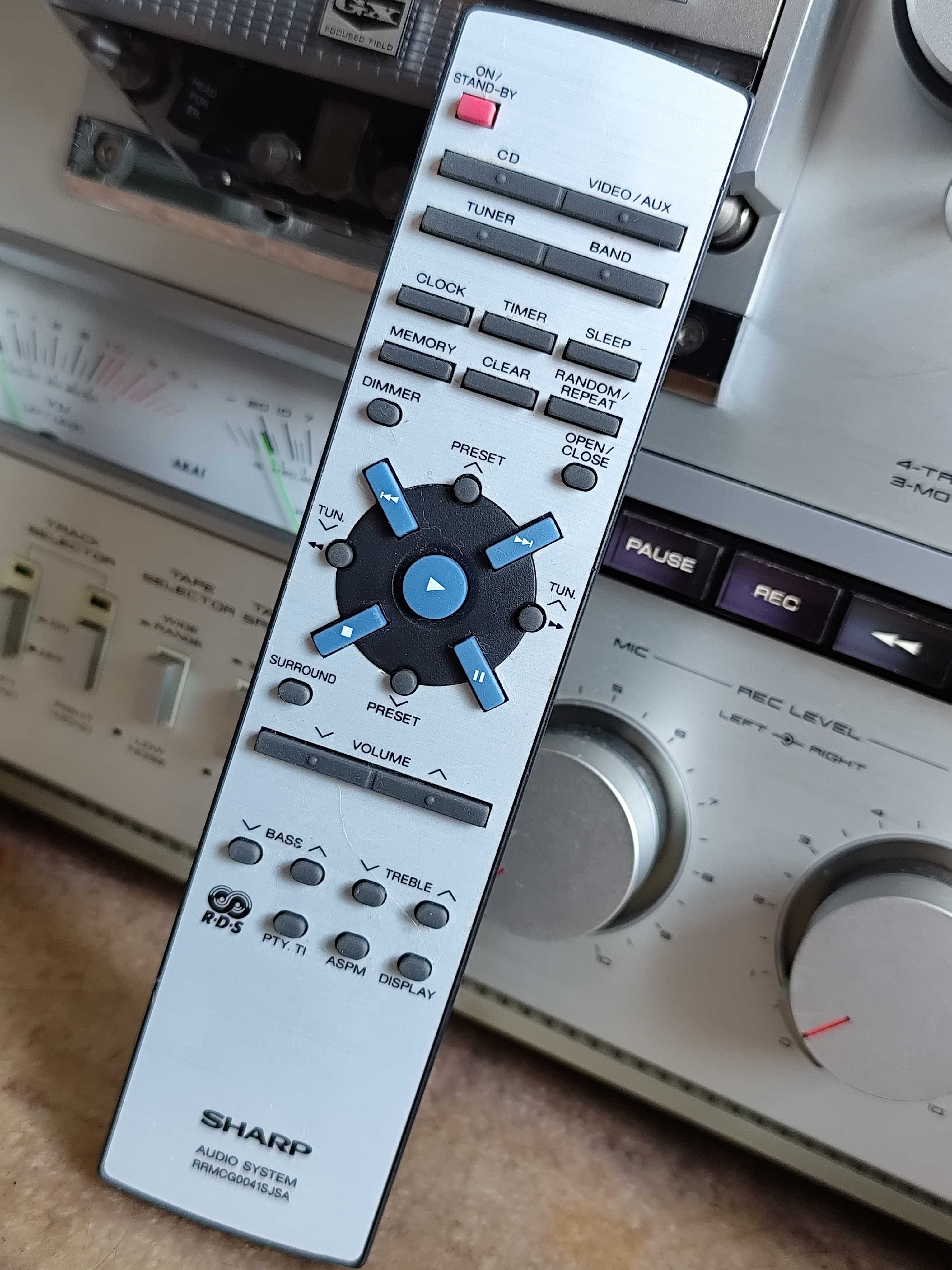 pilot audio Sharp