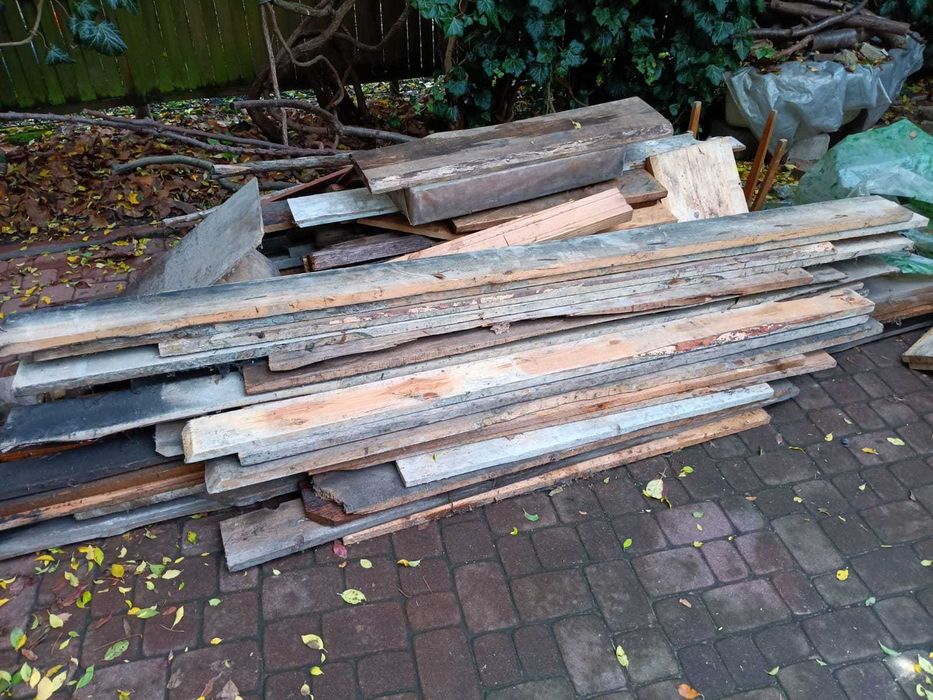 Oddam drewno deski stemple z rozbiórki