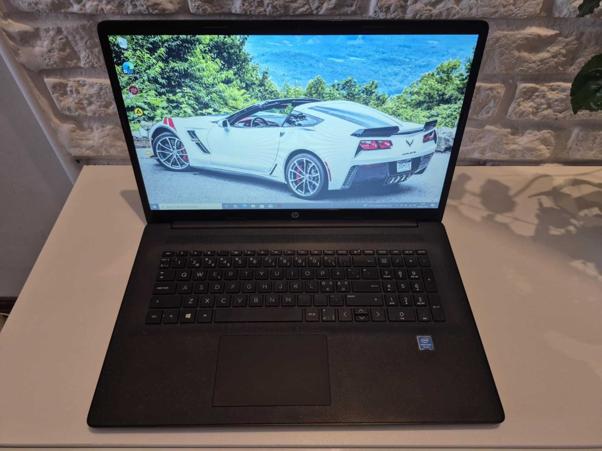 Duży 17` HP  IntelSilver/12GbDDR/SSD256/NowaBateria
