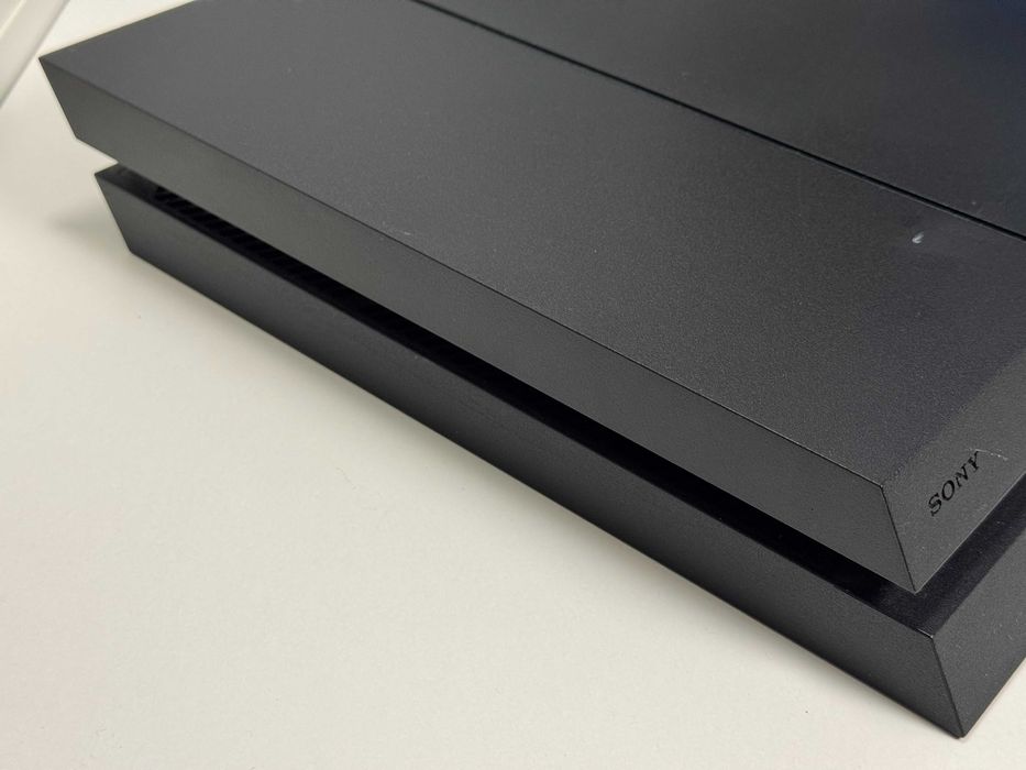 Konsola PlayStation 4 PS4 1TB z Padem Super Stan Soft 12.50