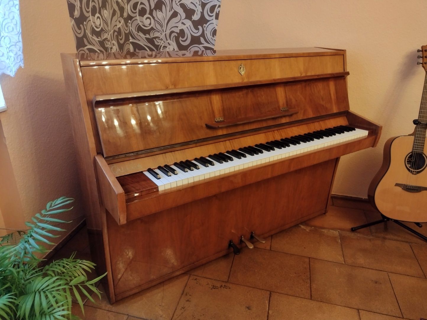 Pianino Menuet Calisia M105