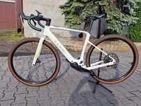 Rower elektryczny Cube Nuroad Hybrid C-62 Race Gravel