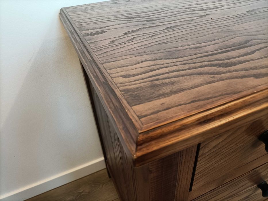 komoda drewniana