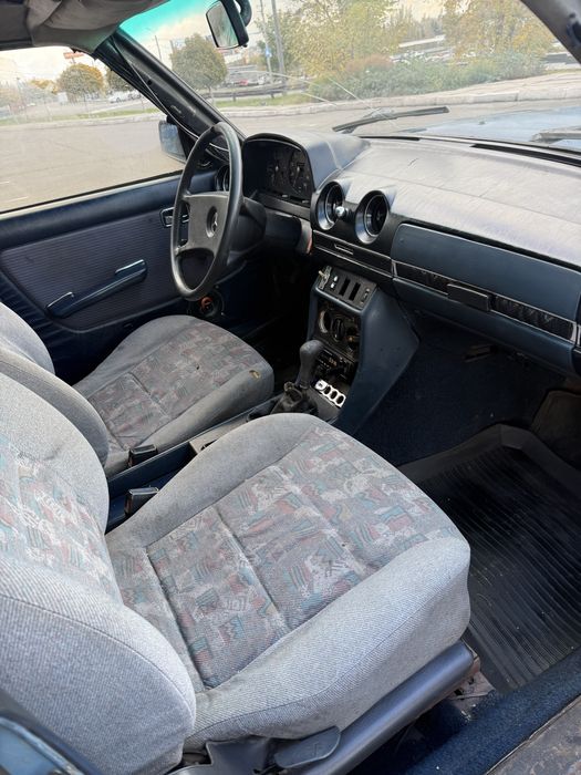 Mersedes-Benz W123 2.0disel