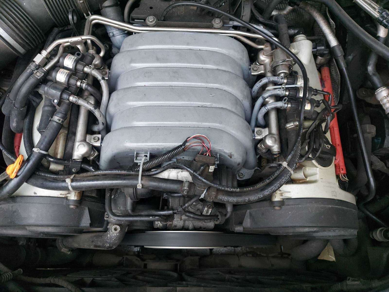 Продам Audi A8L, 3.0 бензин/газ, 2005г.в.