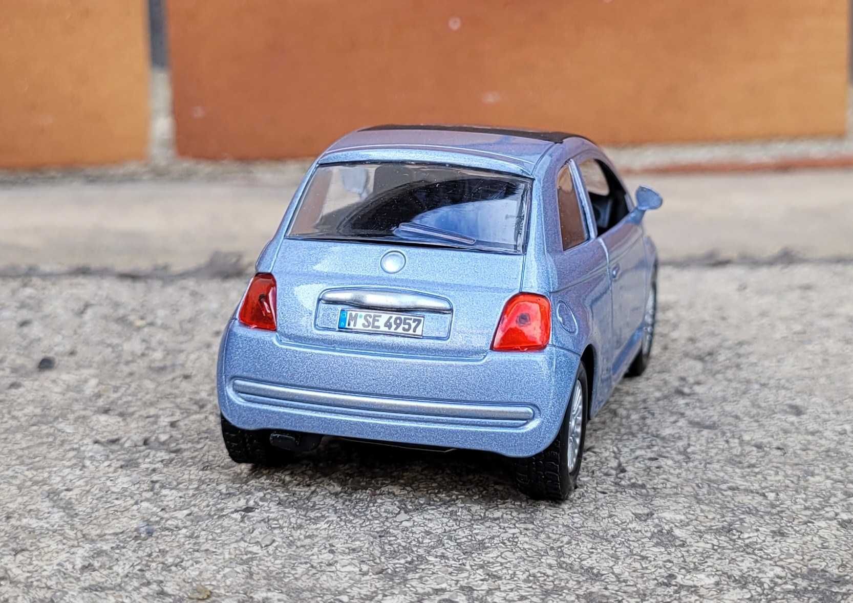 Błękitna pięćsetka Kolekcja modeli Fiat 500 Unikat 1:34