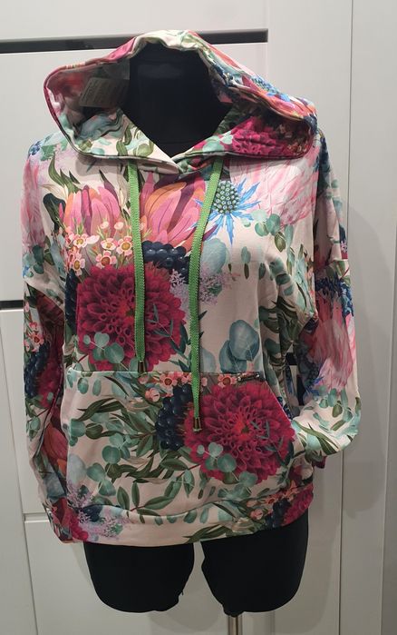 Bluza kwiaty kaptur firma