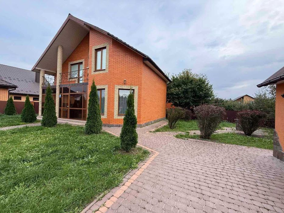 Продаж будинку на Старому місті