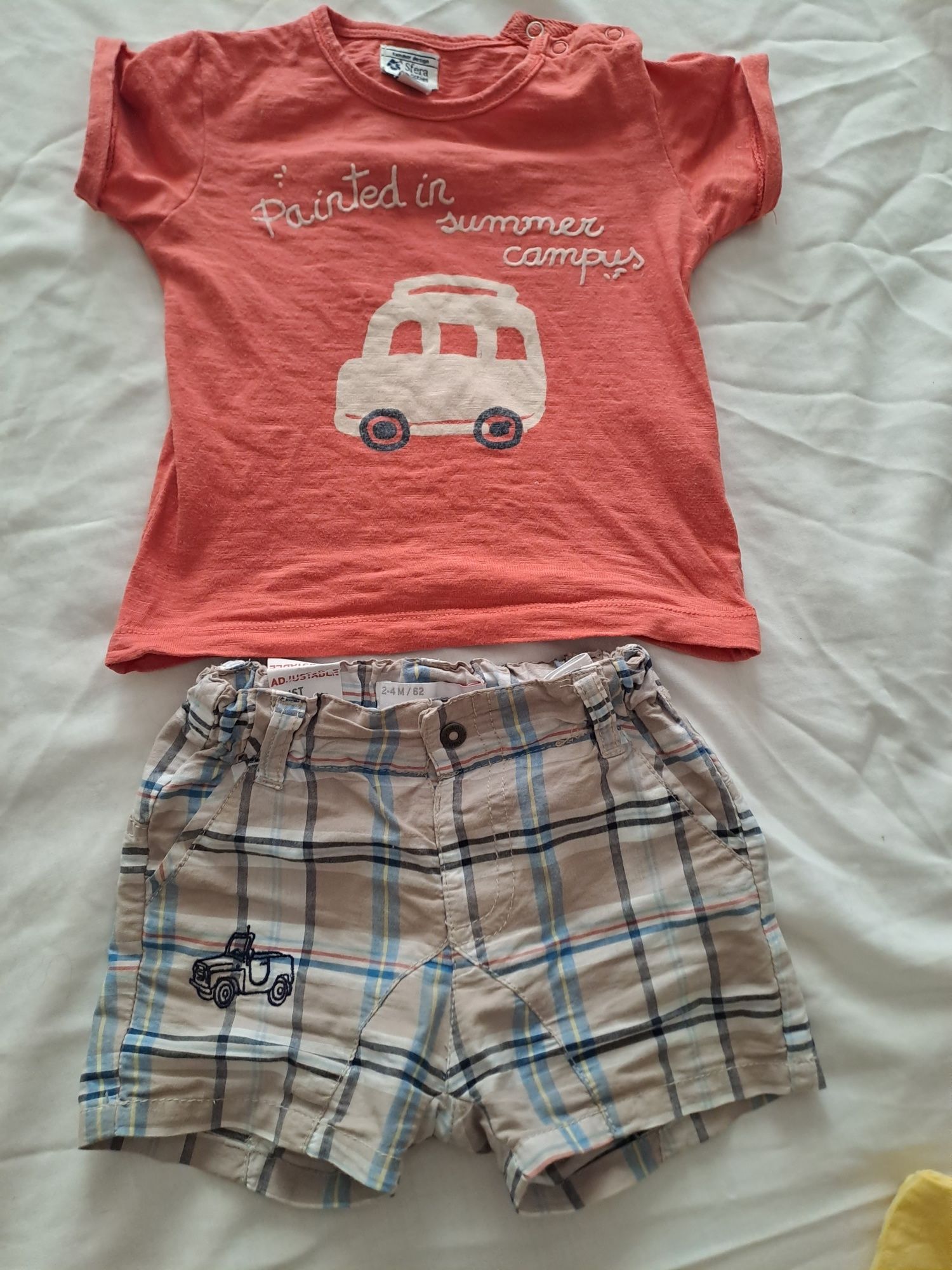 Conjunto 2 T-shirts + calção 3-6 M