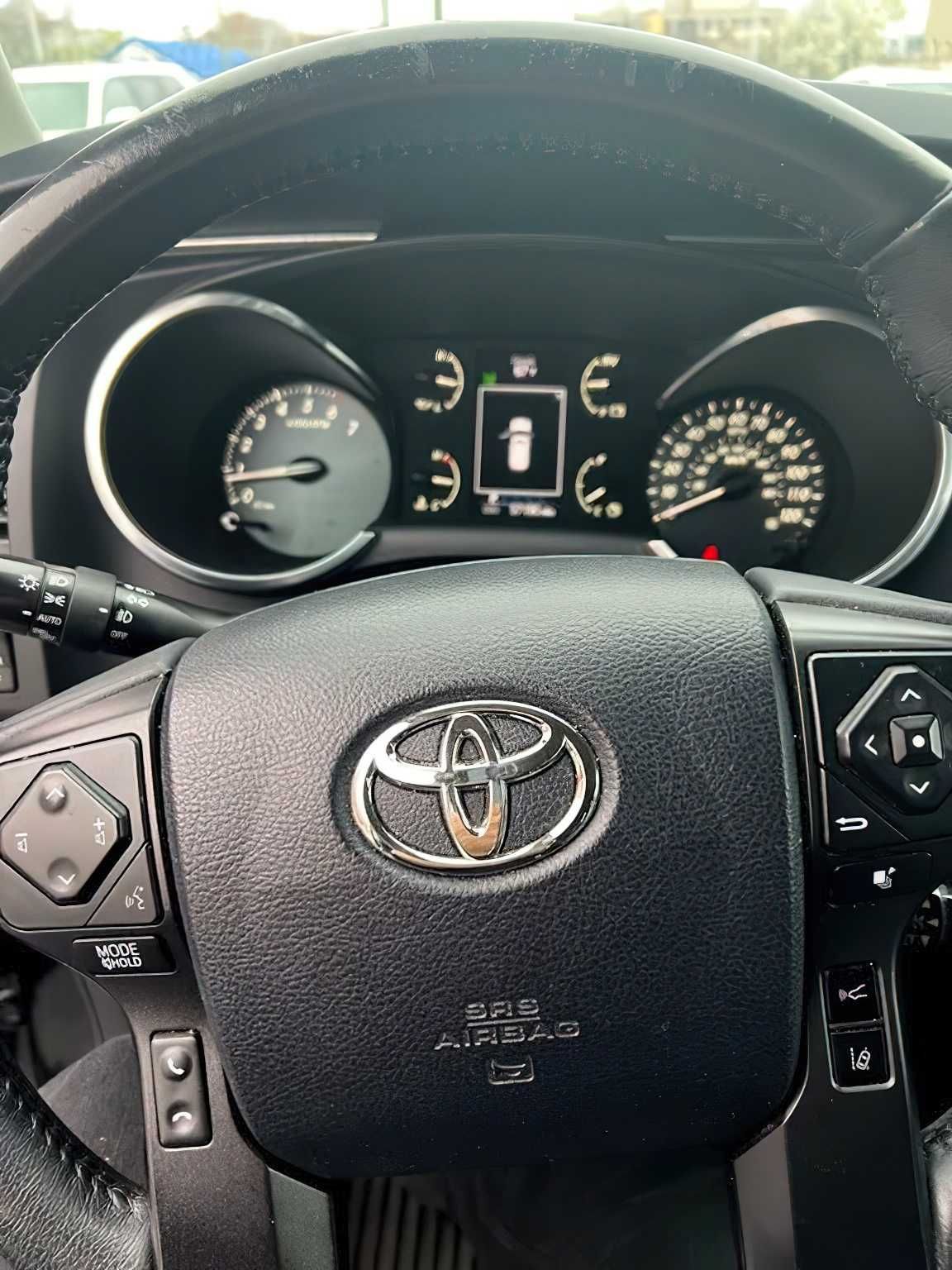 Toyota Sequoia 2019