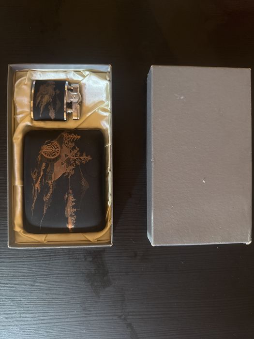 Cigarreira e isqueiro Empire