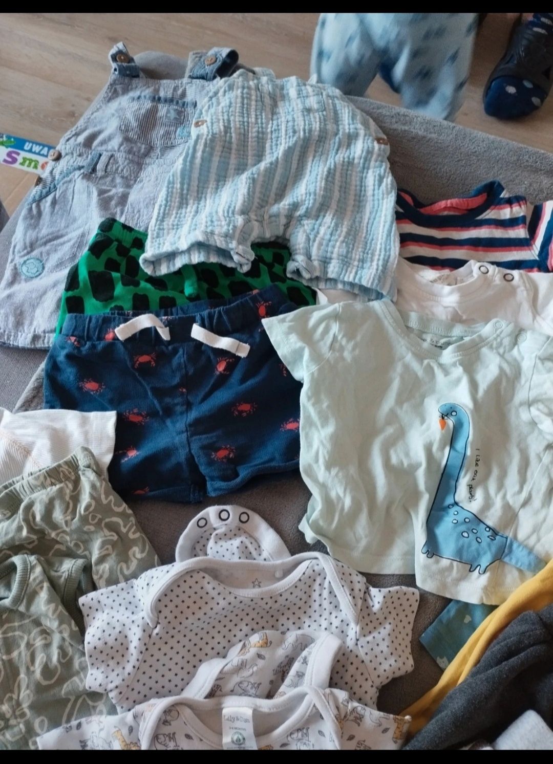 Paka ubrań dla chłopca 68 (3-6 miesięcy)