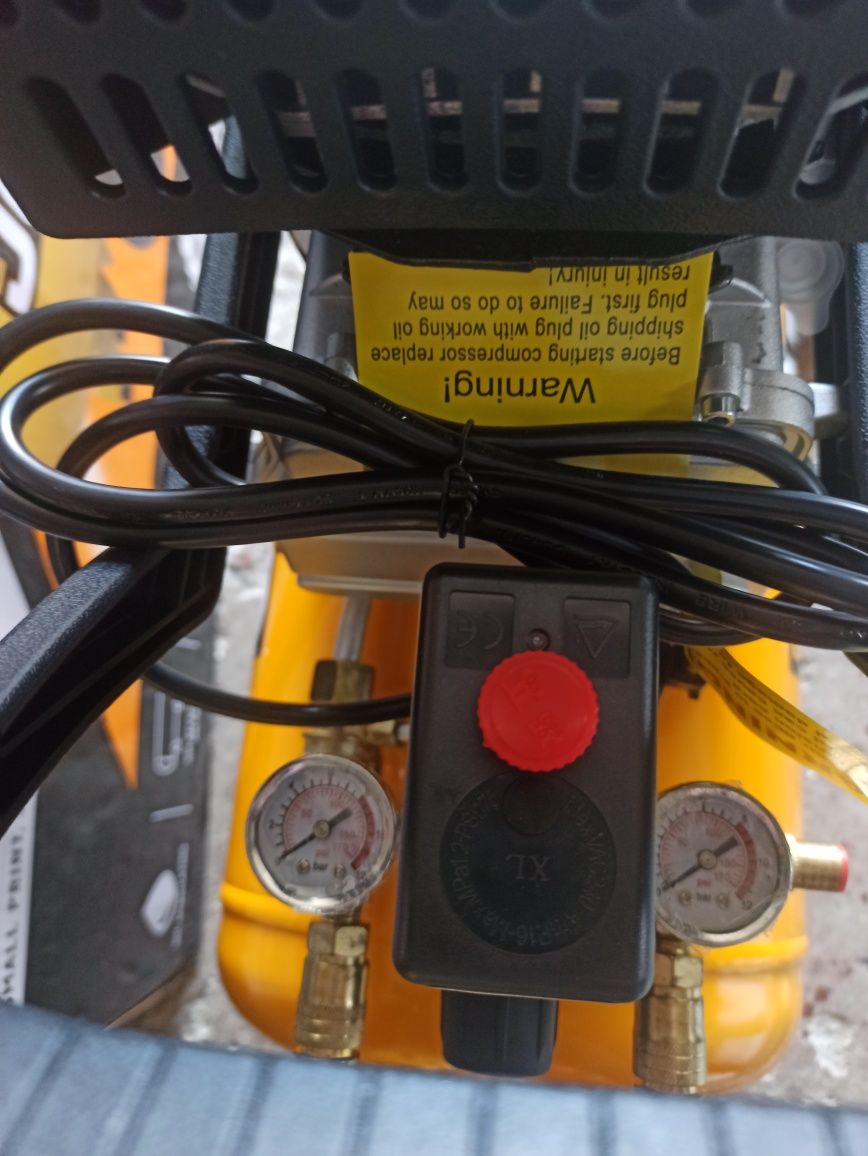 Kompresor olejowy JCB 21-AC50 Profesjonalna sprężarka 50l 8 bar 1800 W