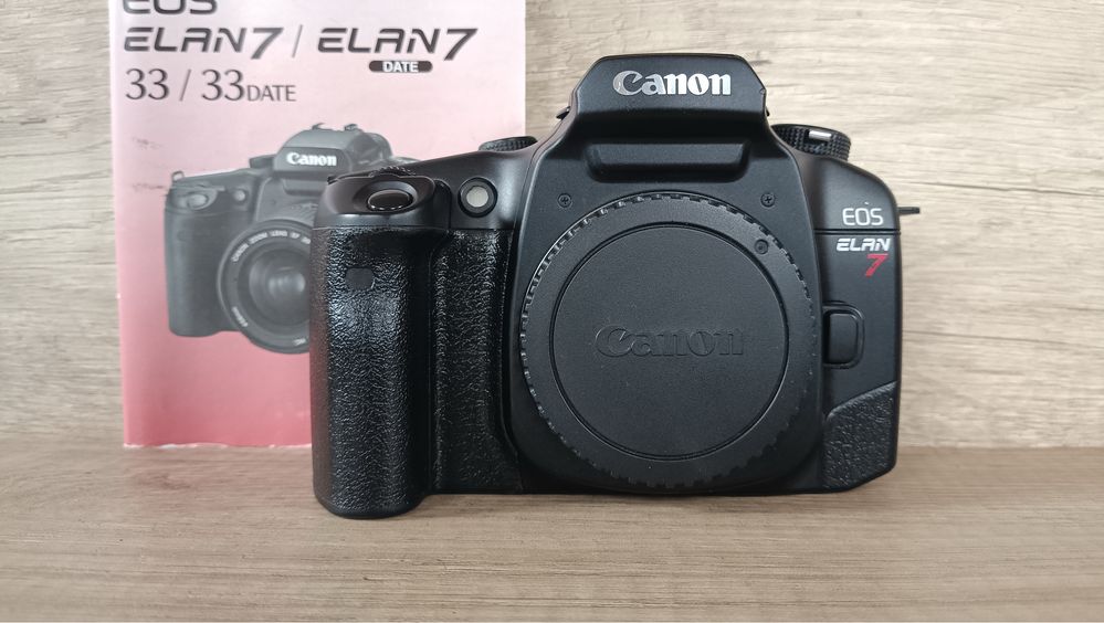 Canon Elan 7 плівкова камера