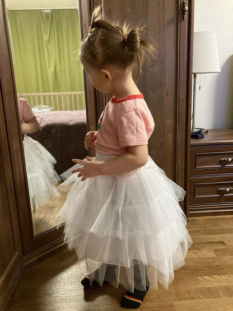 Підʼюбник білий подъюбник белый