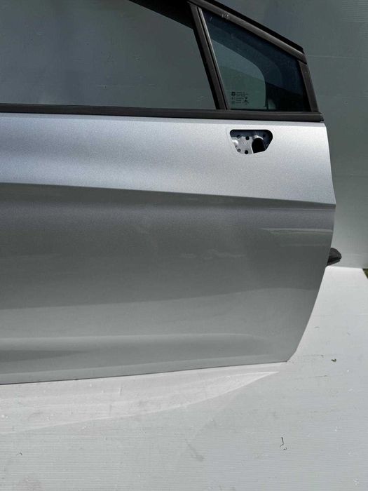 Opel Astra K drzwi prawy przód z176 w kolor
