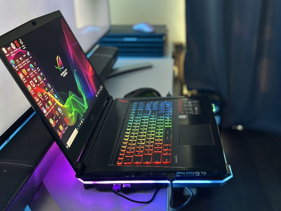 *Топ! Как НОВЫЙ Msi GAMING 17 + Комплект
