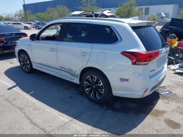 2018 Mitsubishi OUTLANDER PHEV GT