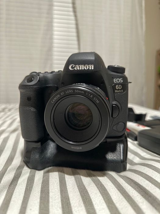 Canon 60D mark ii + 50mm + punho