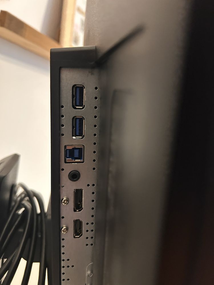 Monitor iiyama 27 cali