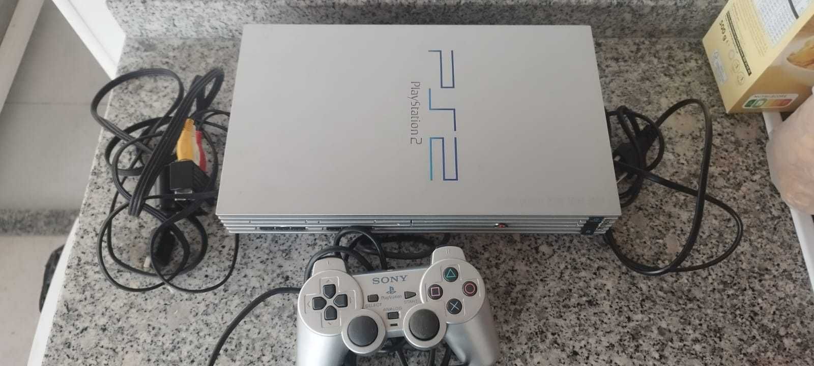 Playstation 2 Fat silver modelo 50004