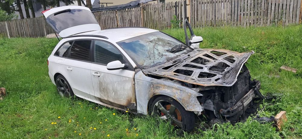 Audi A4 Sprzedam na części