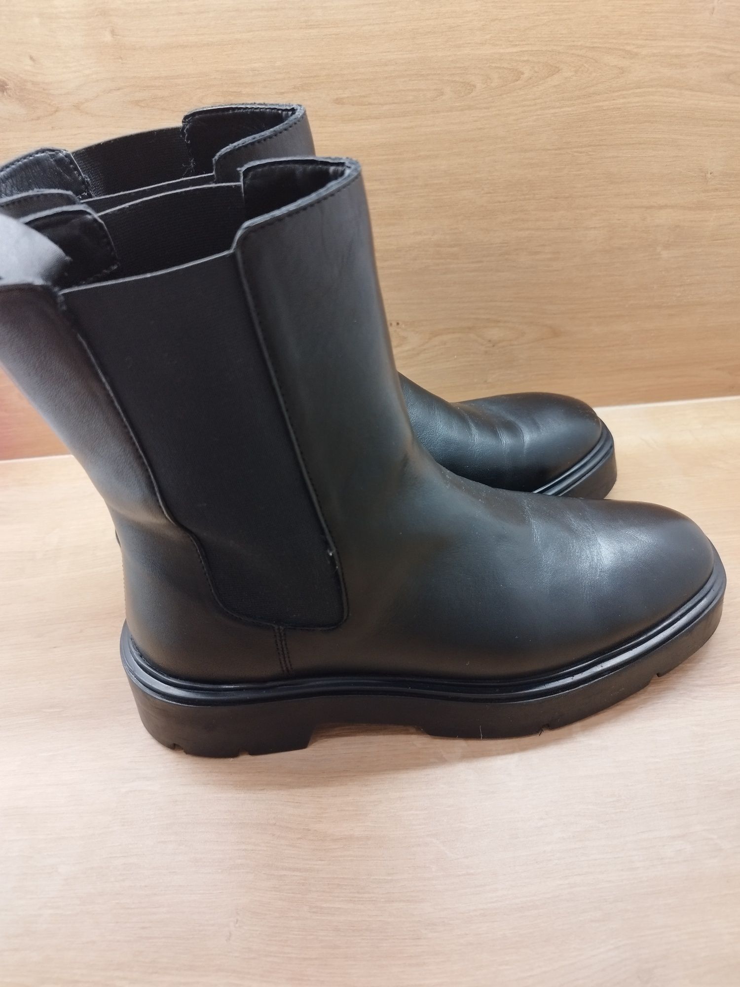 buty Botki czarne Medicine 41