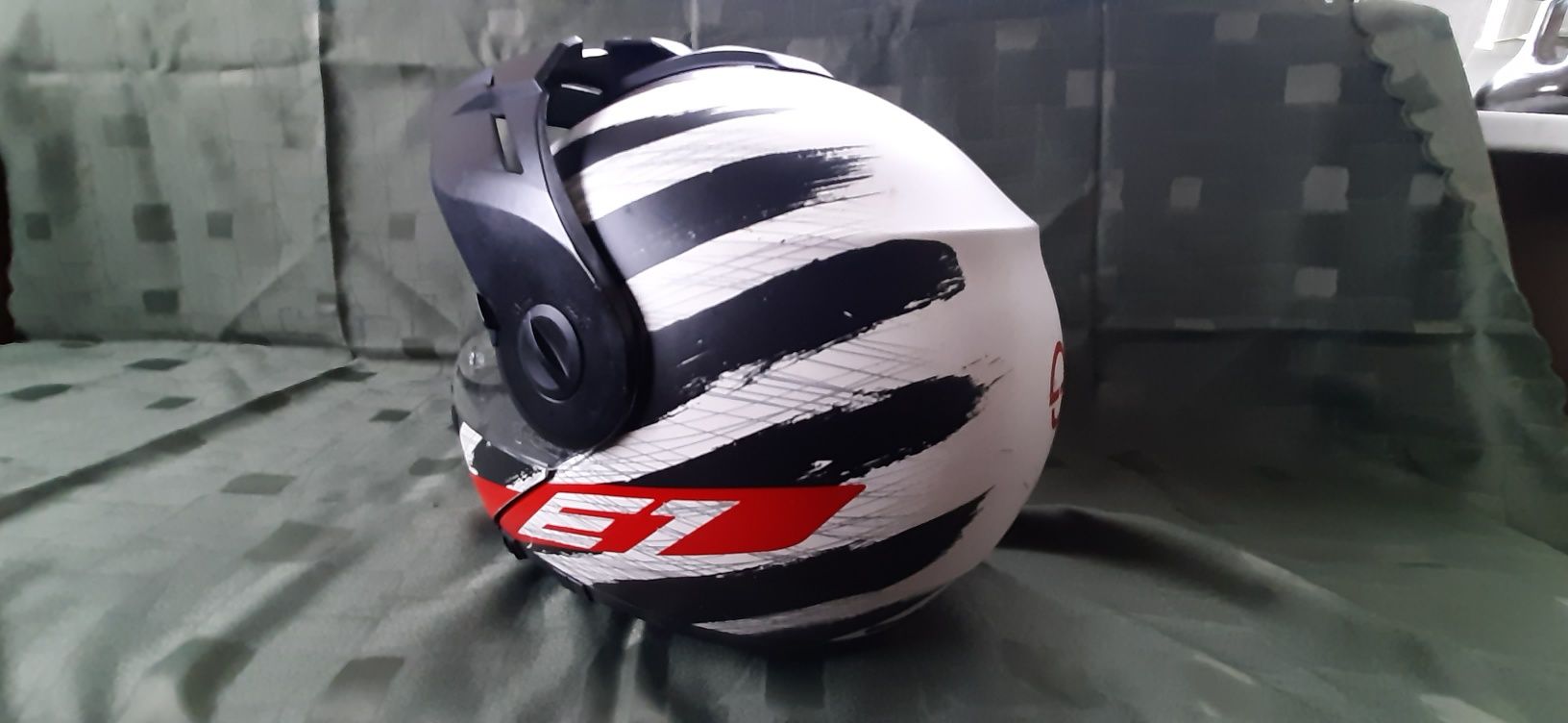 Kask Schuberth  E1