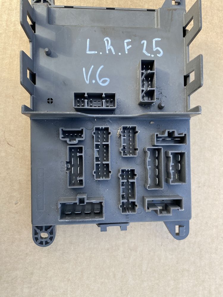 Land Rover Freelander 1 l skrzynka bezpiecznikow modul