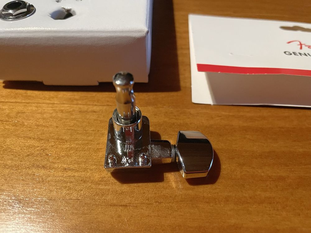 Fender Standard Tuners