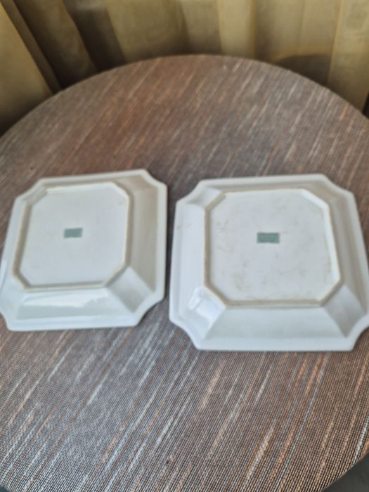 Pratos decorativos novos