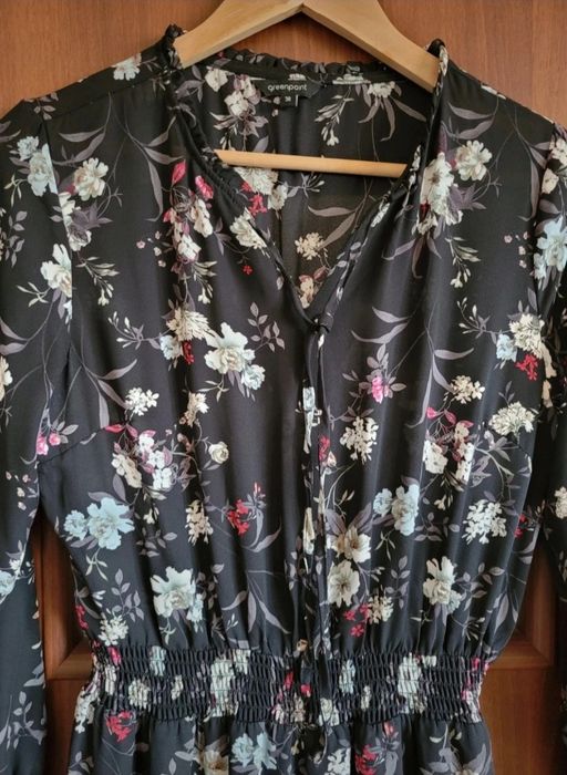 Sukienka midi na jesień w kwiaty