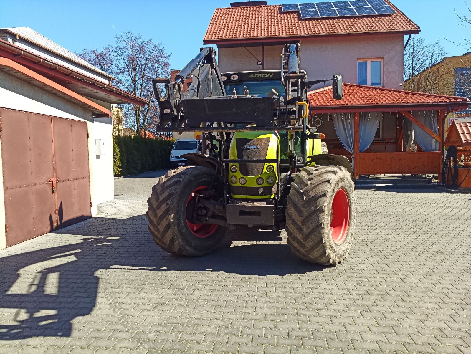 Ciągnik rolniczy Claas Arion 640 Cebis