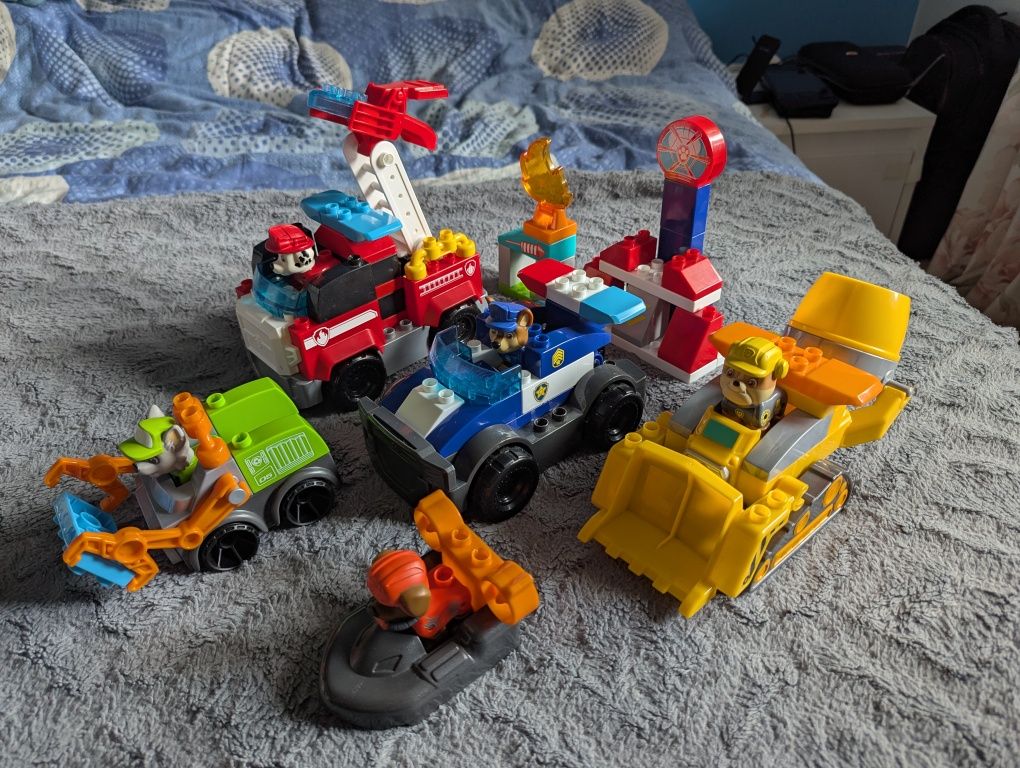 Psi patrol, klocki Mega bloks zestaw 5 pojazdów