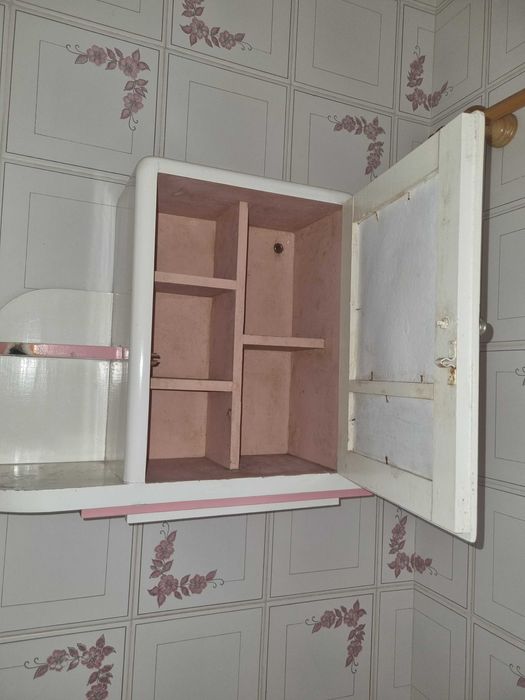 Farmácia casa de banho antiga