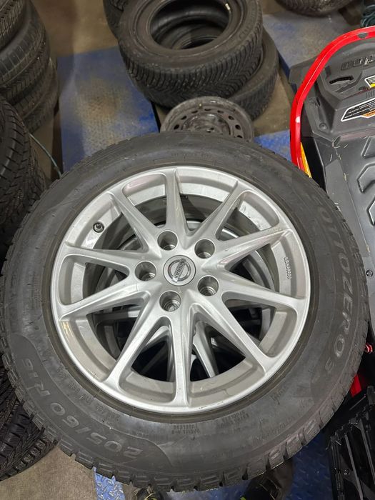 Kołz aluminiowe 16 5x114 oryginalne Nissan Juke Leaf Pulsar Qashqai