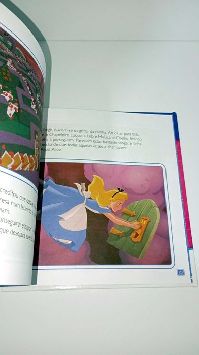 Alice no país das Maravilhas - Conto Solidário