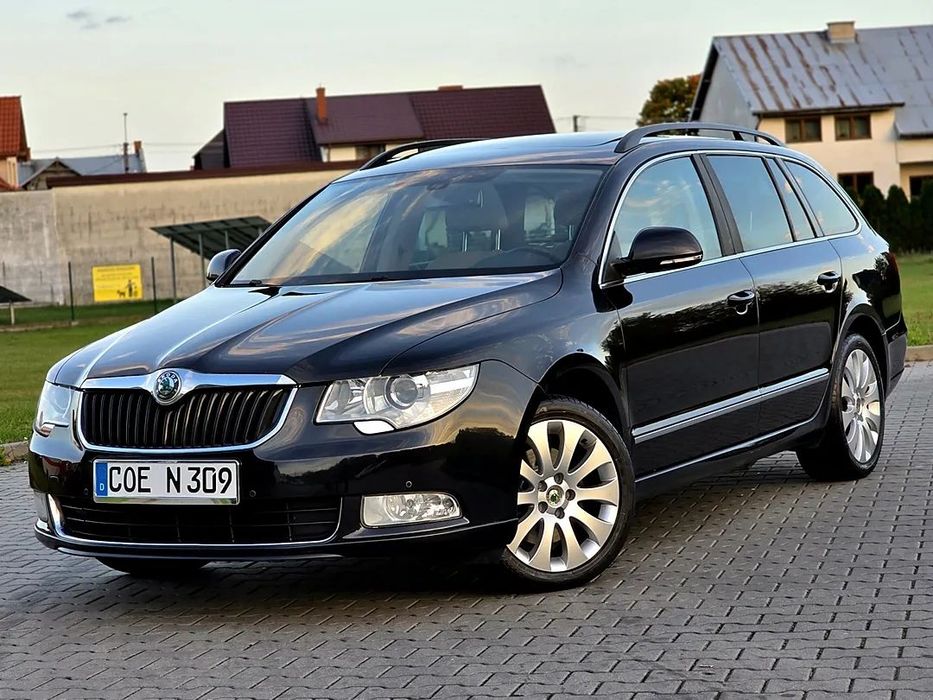 Skoda Superb 2.0 TDI 170KM * DSG Skóry Panorama Navi El. Klapa Pamięć Foteli FULL