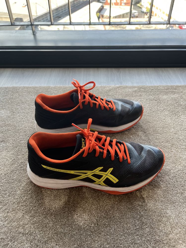 Tenis Asics Desporto