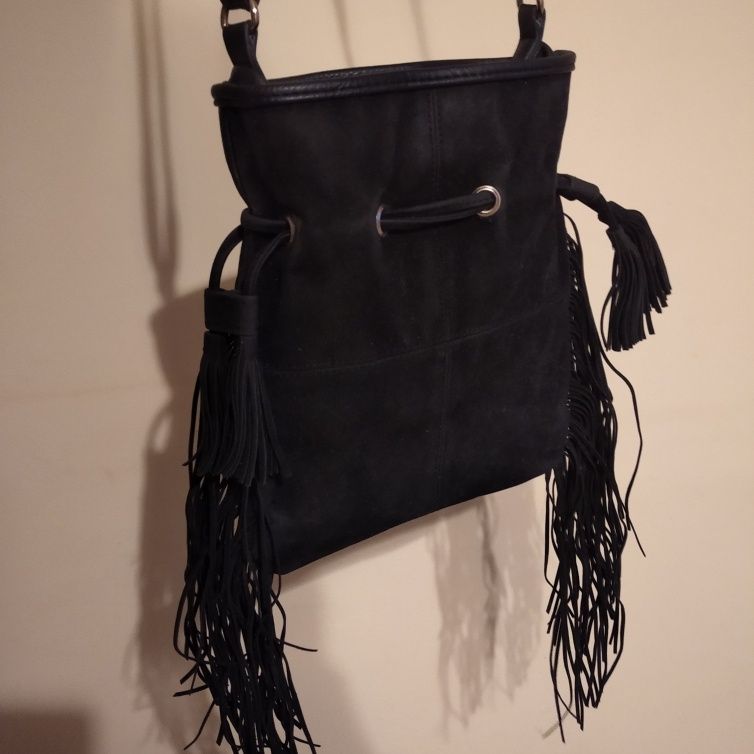 New Look Torebka na ramię z frędzlami