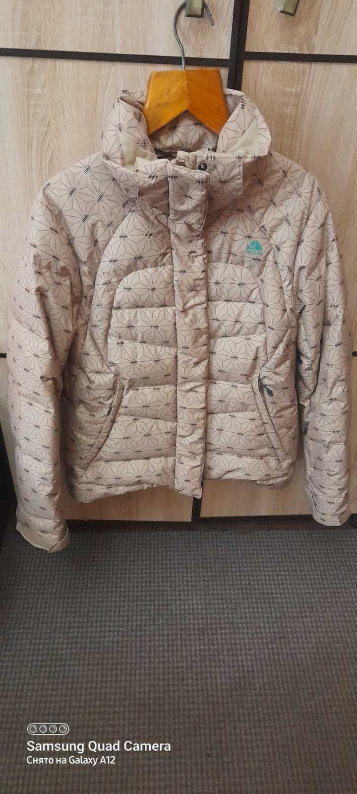 Жіноча курточка ! 1000 грн !