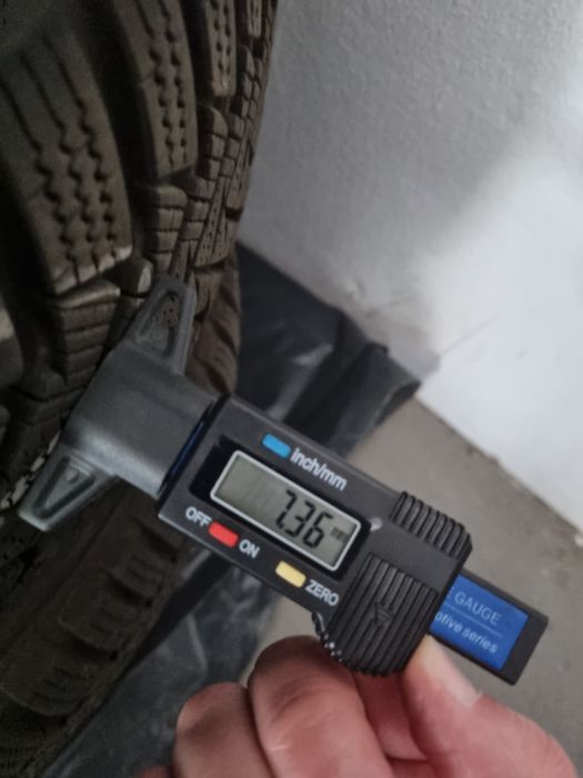 Sprzedam opony zimowe Laufenn 195 65 R15 Laufen na stalowych felgach