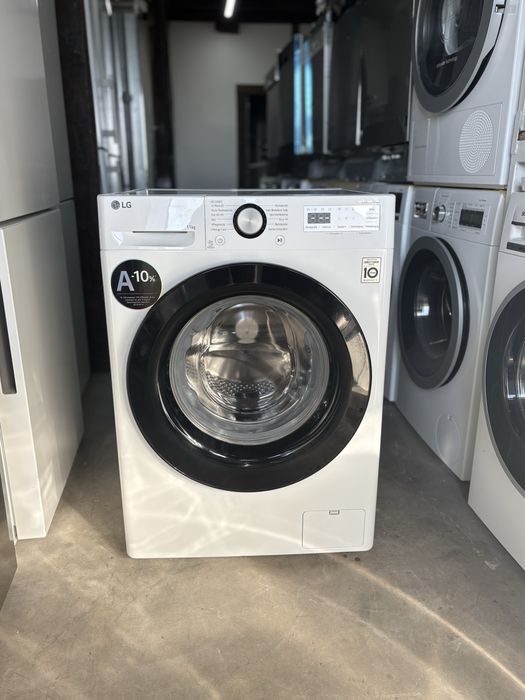 Пральна машина LG F4WR4911P • 11 кг • Інверторний мотор 24 рік