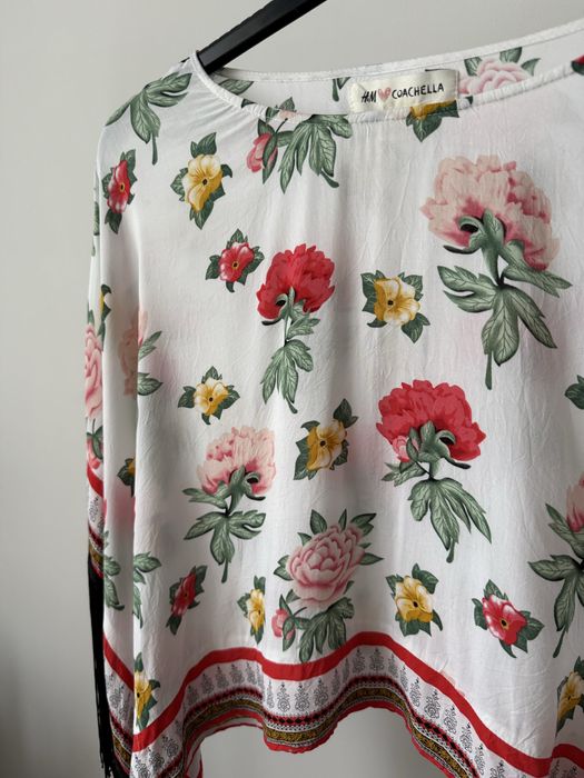 H&M Coachella Bluzka w kwiaty z frędzlami wiskoza rozmiar 36